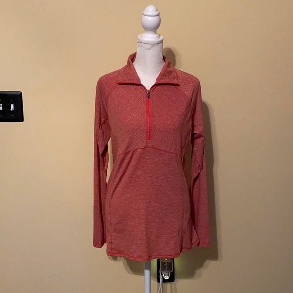 Columbia Tops - Columbia pullover